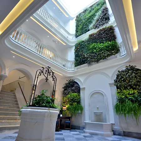 El Armador Casa Palacio