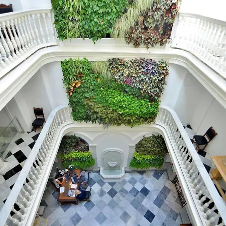 El Armador Casa Palacio